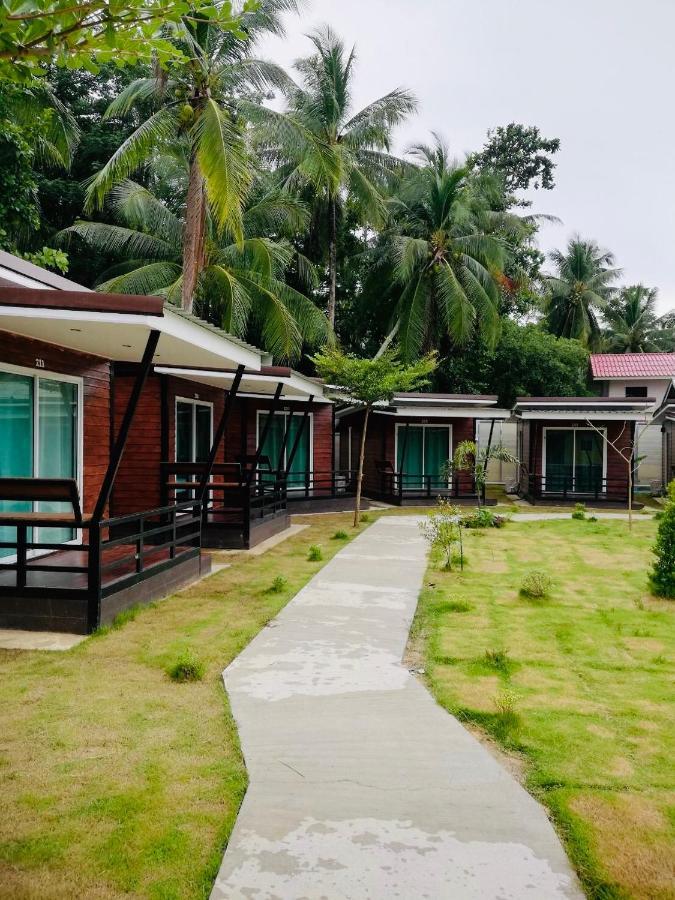 Phumiphat Resort Koh Mook Trang Exterior foto